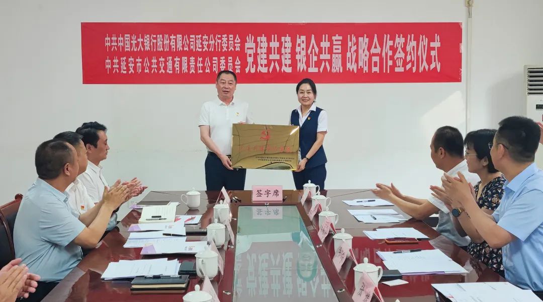 041701672521184326.jpg 640 (12).jpg